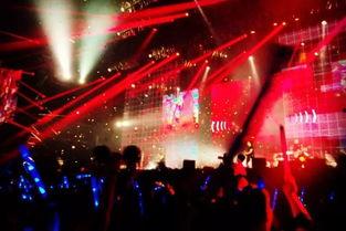 厦门演唱会最新事件爆料,现场惊魂一幕，粉丝紧急疏散